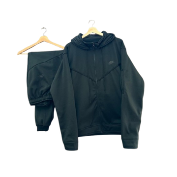 Conjunto Nike Tech